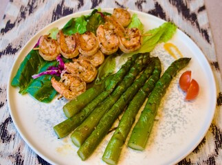 grilled shrimp and asparagus