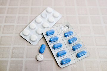 AUT, Linz, Medikamente, Grippe, Erkaeltung