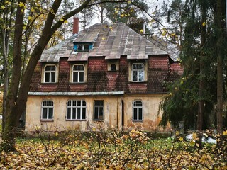 old abandoned house