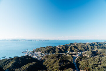 鋸山の美しい海と山の風景