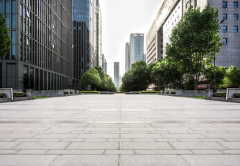 Tranquil Urban Plaza Surrounded by Modern Architectural Splendor