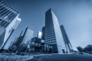 Modern Urban Architecture: A Dynamic Skyline in Monochrome