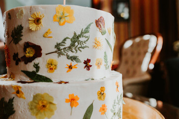 pressed flowers wedding cake design