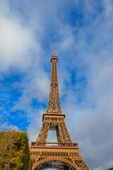 Fototapeta premium Eiffel tower in Paris, France