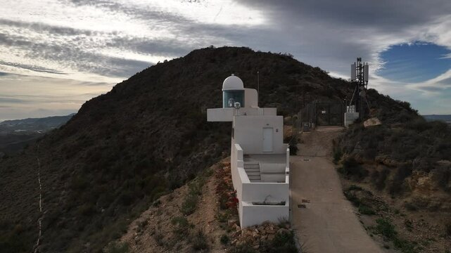 Faro de Moj&aacute;car en el Cerro del Moro Manco de Almeria, Andalucia, Espa&ntilde;a