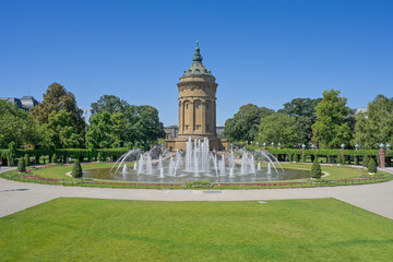 Wasserspiele, Barocker Wasserturm, Friedrichsplatz, Mannheim, Baden-Württemberg, Deutschland