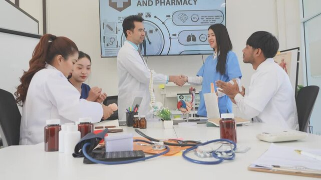 Asian medical team meeting About rickets and human internal organs, medical health concept