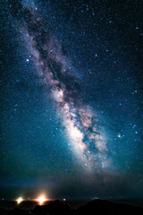 美しい天の川と流星　星空