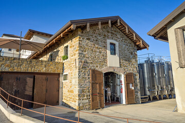 Lagerhaus, Weingut Torre Rosazza, Manzano, Region Friaul-Julisch Venetien, Italien