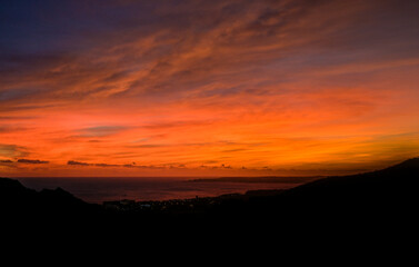 Obraz premium Sonnenuntergang an der Südküste bei Kenting, Hengchun Township, Landkreis Pingtung, Taiwan