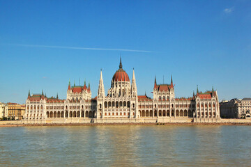 Fototapeta premium parliament building in Budapest