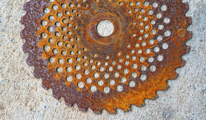 dirty rusty circular saw blade