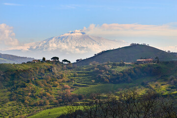 Obraz premium the Etna volcano in the background and the valleys of Central Sicily near Agira, Enna.