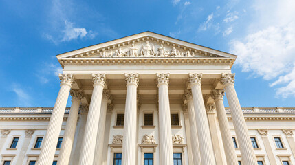Obraz premium Government building facade city center architectural bright sky low angle structure design