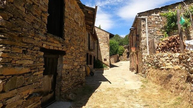 ancient rural village of Santa Cruz de los Cu&eacute;rragos, Zamora, Castilla y Le&oacute;n, Spain