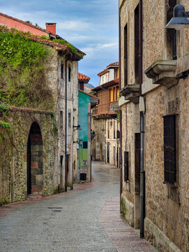 Street next to San Nicolas or Gastanaga palace, XIV and XV centuries, Llanes village, Asturias, Spain