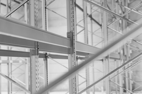 warehouse systems include pallet racks, multi-tier racks, static shelving, mobile shelving, and mezzanine flooring.