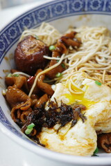 A bowl of delicious Shanghai scallion oil pork intestine noodles