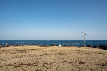 언덕에서 보는 바다와 하늘풍경 제주 제주시 용담동 어영공원