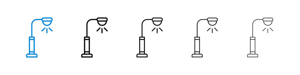 Street light icons in five different stroke sizes