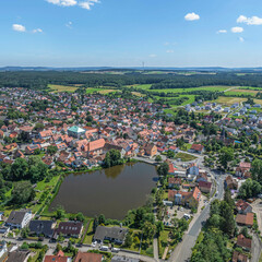 Die mittelfr&auml;nkische Gemeinde Allersberg in der Metropolregion N&uuml;rnberg im Luftbild