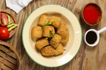 Delicious Fried Tofu with Chili and Dipping Sauces