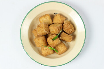 Crispy Fried Tofu Cubes, a Delicious Indonesian Snack