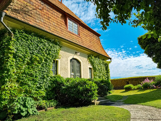 Das ehemalige Pförtnerhaus vor Schloss Kalmar, Småland, Südschweden © Leni Bräutigam