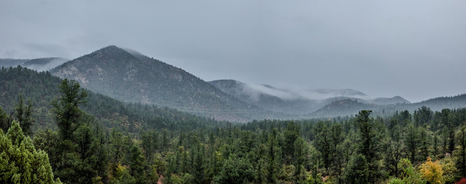 The Mogollon Rim mountain range in Tonto National Forest. Near Payson, Gila County, Arizona USA