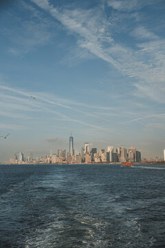Fototapeta Skyline Manhattan vom Wasser aus gesehen, New York, United States of America 