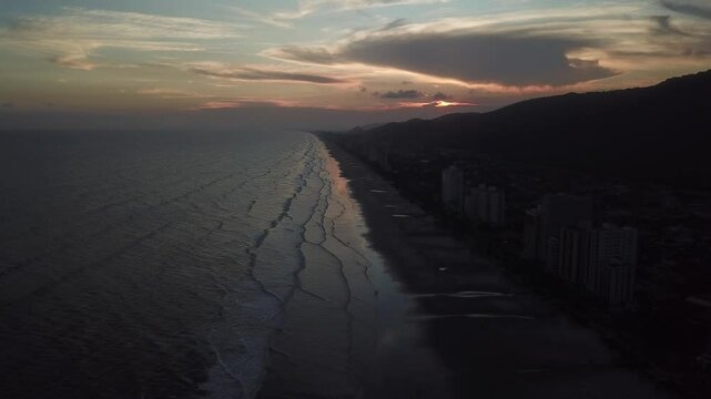 Praia grande - bairro FLORIDA - fim de tarde mov parado