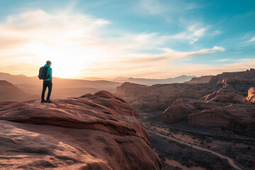 Fototapeta premium Traveler enjoys sunset views. Generative AI