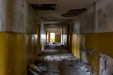 Fototapeta premium Abandoned old house inside