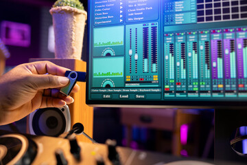 Sound designer copying audio recordings from an usb stick to start editing the tracks in post...