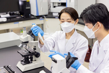 Fototapeta premium 研究室 開発 実験室 臨床検査 バイオテクノロジー 新薬