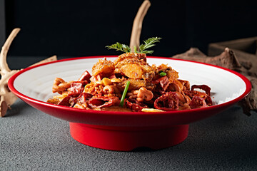 Deep-fried spicy crispy abalone