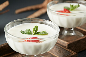 Homemade delicious grassland-style pure yogurt