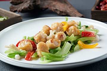 Stir-fried scallops with Chinese kale, bell pepper and lily bulb