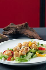 Stir-fried scallops with Chinese kale, bell pepper and lily bulb