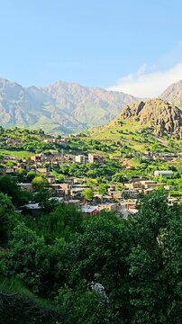 Selin village, nestled by the Sirwan River, is a peaceful springtime escape&mdash;perfect for relaxation, nature walks, and enjoying the beauty of rural Kurdistan.
📍Selin (Slene), Hawraman Takht Kurdistan 