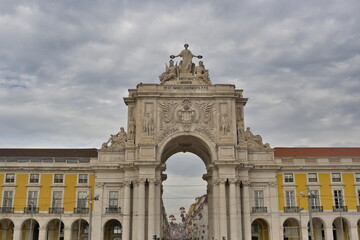 arch of the rua augusta in lisbon