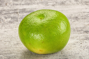 Green ripe fruit sweetie citrus