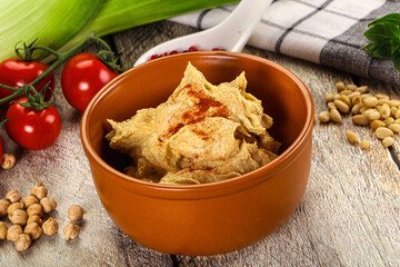 Natural chickpea hummus with paprika