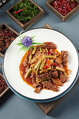 Hunan cuisine stir-fried kidney with chopped pepper and celery