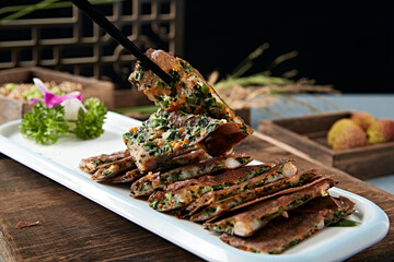Hong Kong-style crispy chive shrimp cakes