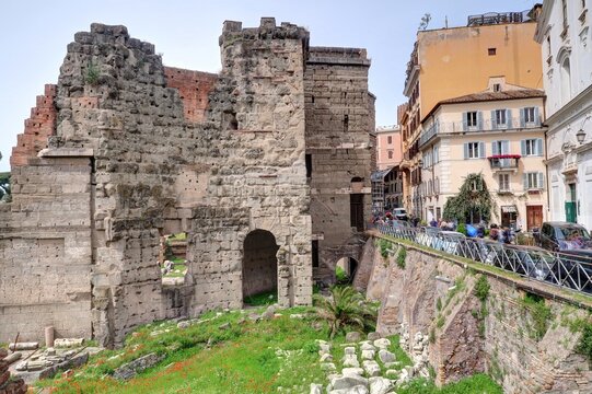 grands monuments &agrave; Rome en Italie