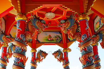 chinese dragon on the roof