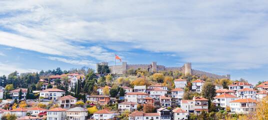 Fototapeta premium Majestic view of Samoil Fortress, a historic fortification overlooking the picturesque town of Ohrid, North Macedonia.