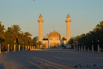 La Moschea e il Mausoleo di Bourguiba, leader della lotta per l'indipendenza e fondatore della...