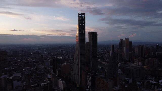 Atardecer en el centro de bogot&aacute;